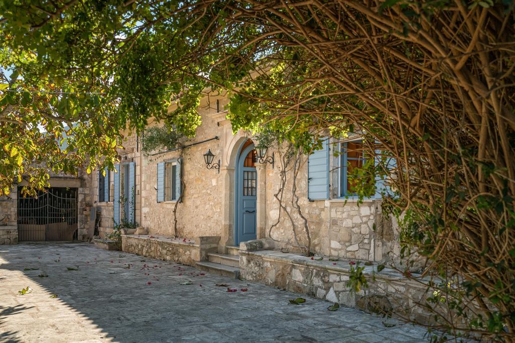 Bratis Holiday Home Kallithea  Luaran gambar
