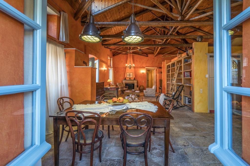 Bratis Holiday Home Kallithea  Luaran gambar