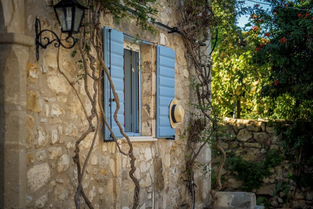 Bratis Holiday Home Kallithea  Luaran gambar
